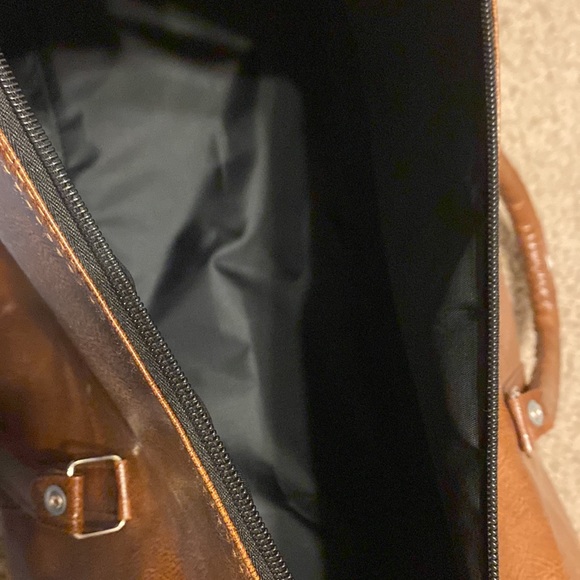 Minimalist Weekender/Travel bag - great condition - Picture 4 of 7